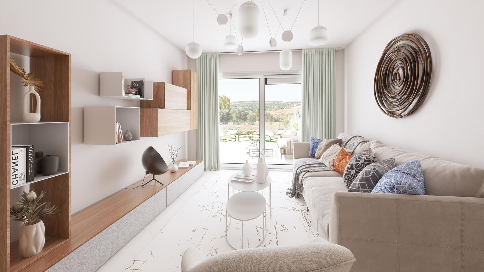 Jasny salon z widokiem na pole golfowe